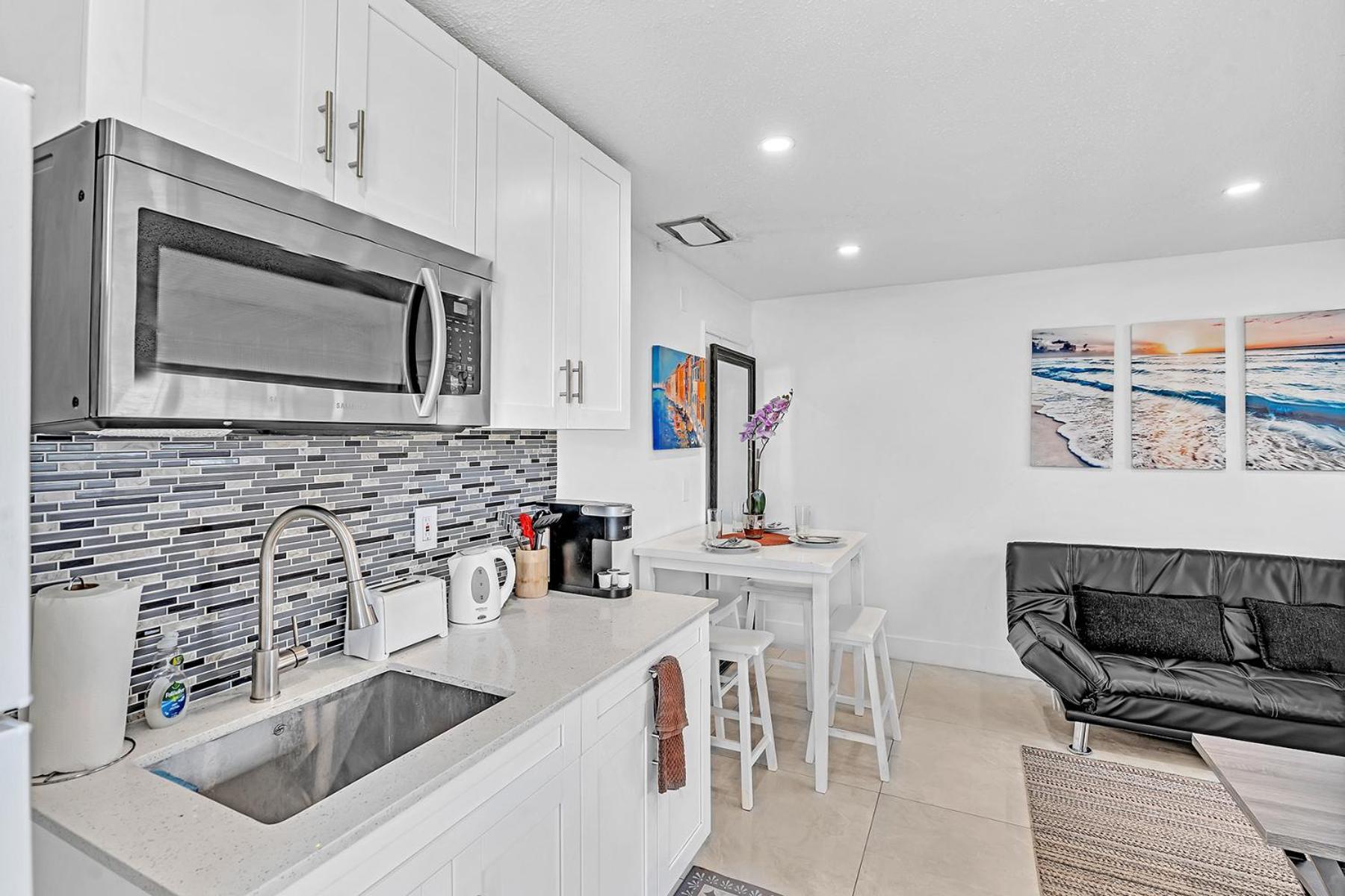 New Boutique 1 Bdrm Close To Beach & Casino #211 할리우드 외부 사진